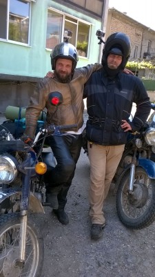 WP_20150716_14_32_27_Pro.jpg (216.59 KiB) Viewed 19992 times Despărţire în faţă la Charlie